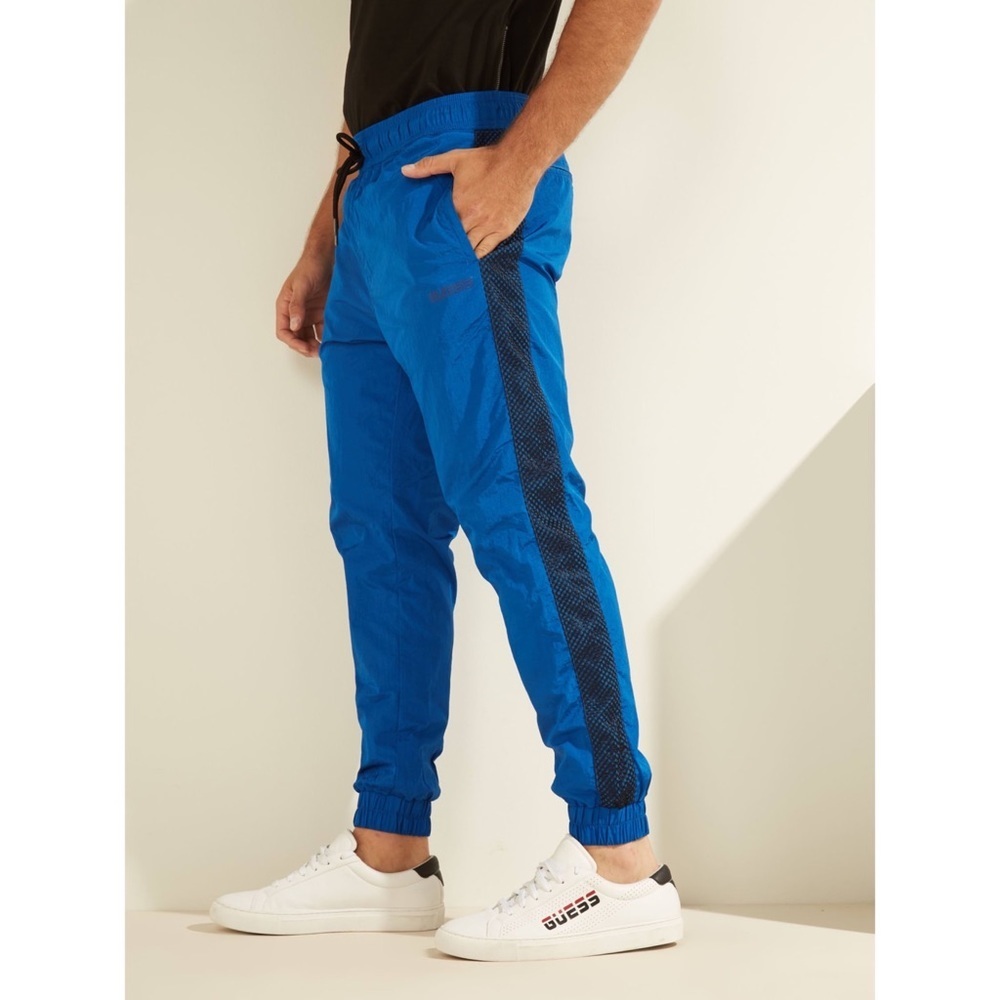 New GUESS Mens Comfort Windbreaker Pants SZ M